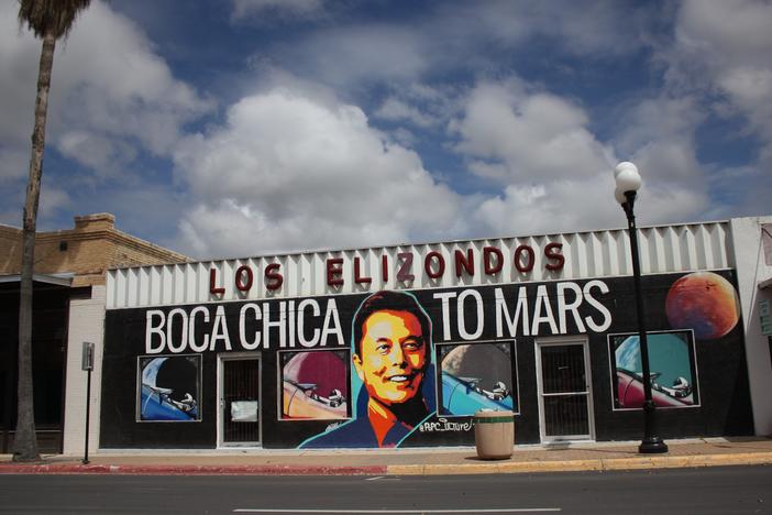 A mural of Elon Musk in downtown Brownsville by Alexander Gonzalez-Hernandez.