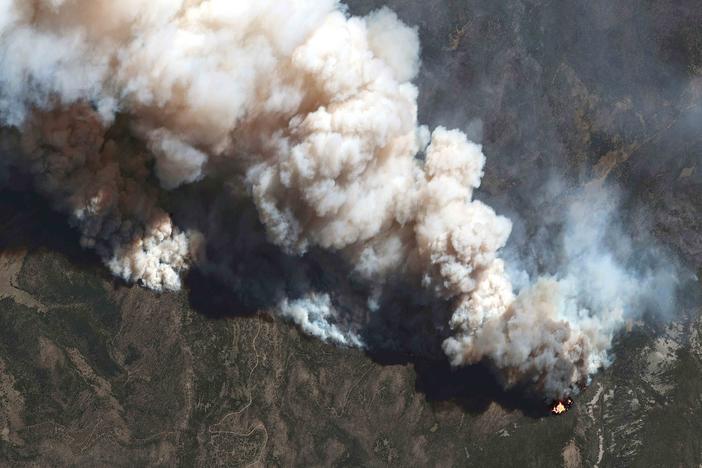 This satellite image shows the active fire lines of the Hermits Peak wildfire, in Las Vegas on May 11, 2022.