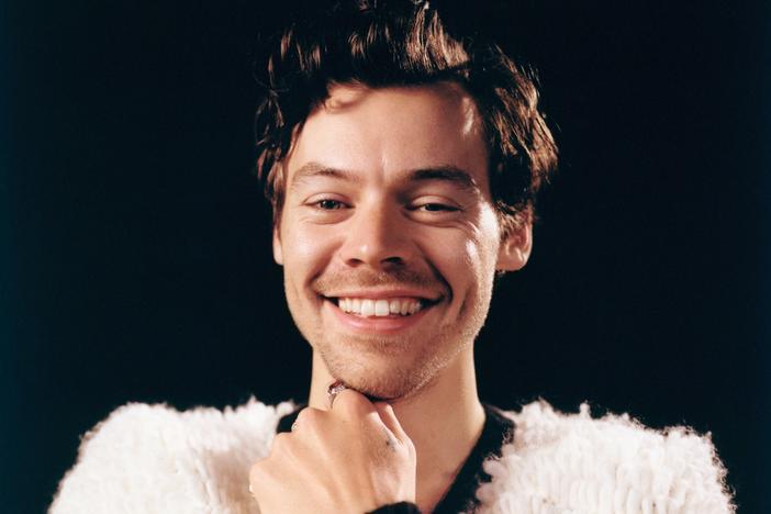 On <em>Harry's House</em>, Harry Styles' moods shuffle from one bassline to the next; the album feels marked by an uncanny collision of influences.