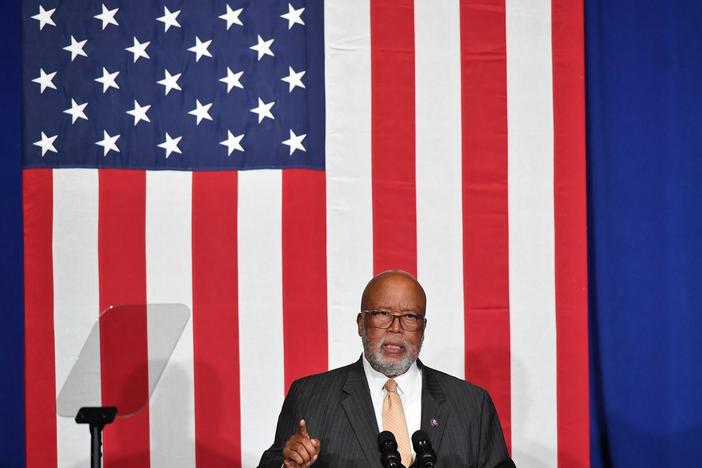 Rep. Bennie Thompson, D-Miss., introduces U.S. Vice President Kamala Harris at Delta Center Stage in Greenville, Miss., on April 1, 2022.