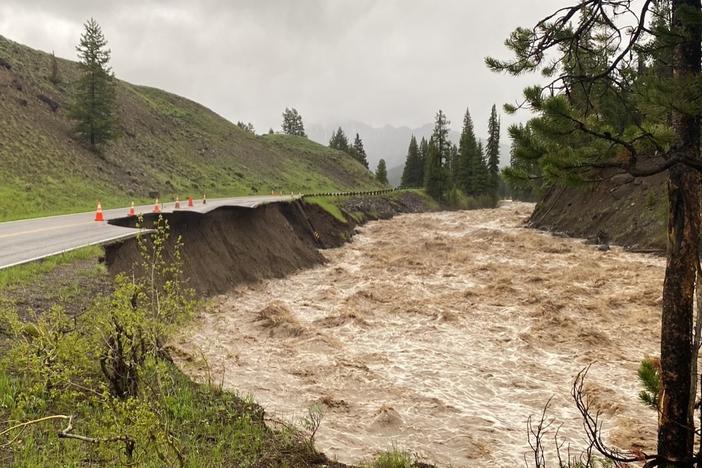 High water levels in the Lamar River eroding the Northeast Entrance Road.