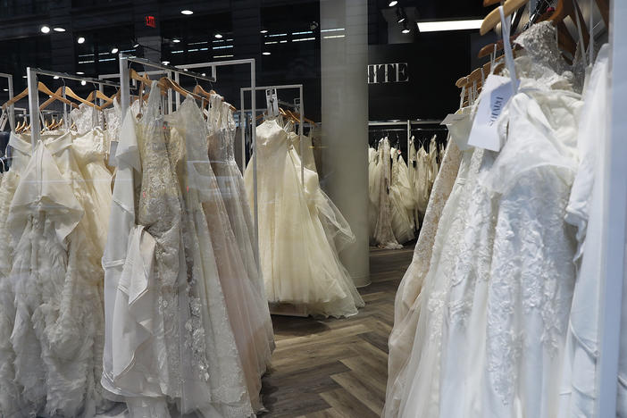 For many brides, finding a wedding dress can be stressful and prohibitively expensive. That's why Gwendolyn Stulgis started a dress exchange group.
