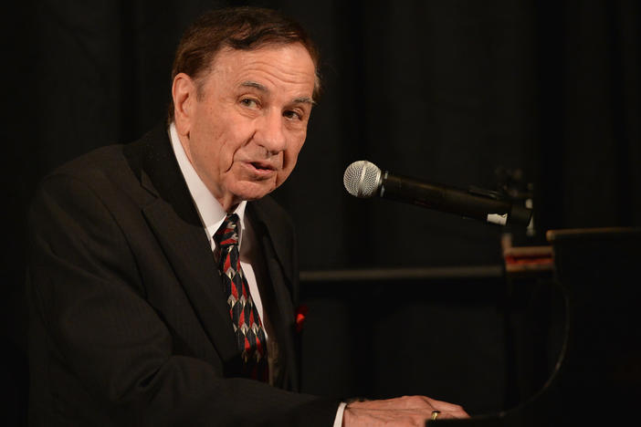 Composer Richard Sherman performs at The Los Angeles Children's Chorus' Annual Gala in 2015.