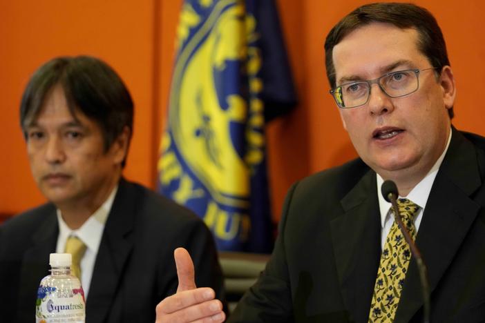 World Bank senior mission chief Peter Breuer, right, speaks with Masahiro Nozaki, mission chief for Sri Lanka, by his side during a media conference in Colombo, Sri Lanka, Thursday, Sept. 1, 2022.