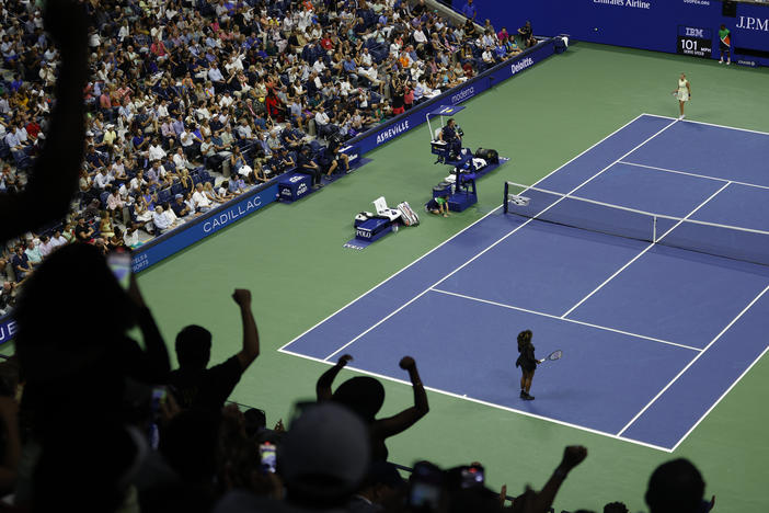 Fans cheer after Serena Williams won the first set against Anett Kontaveit in their Women's Singles Second Round match on August 31, 2022.