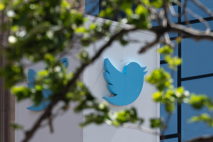 Elon Musk's acquisition of Twitter has spurred many longtime users to look for alternative social networks.