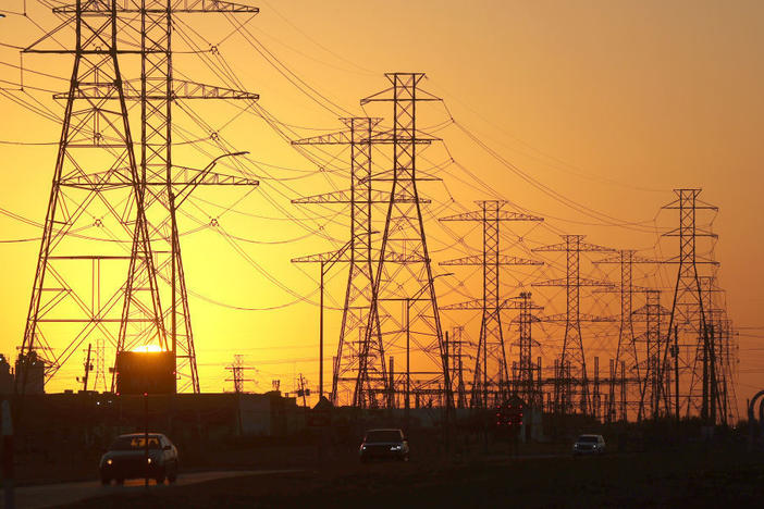 To close America's remaining coal plants, many industry analysts believe the country needs natural gas to ensure reliable energy supplies until cleaner options like battery storage are widely available.