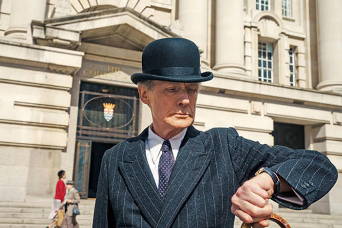 Bill Nighy plays a bottled-up bureaucrat who embarks on a quest for meaning in <em>Living</em>.