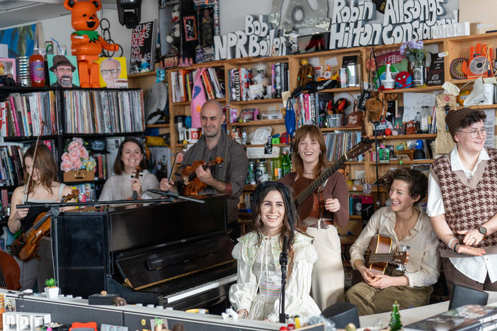 dodie performs a Tiny Desk concert.