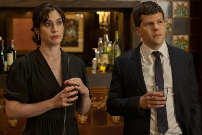 Lizzy Caplan and Jesse Eisenberg are friends navigating middle age in <em>Fleishman is in Trouble.</em>