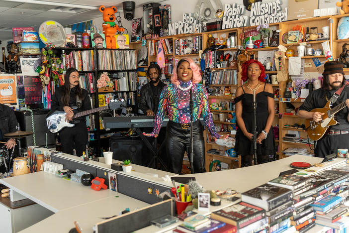 Lady Wray performs a Tiny Desk concert.
