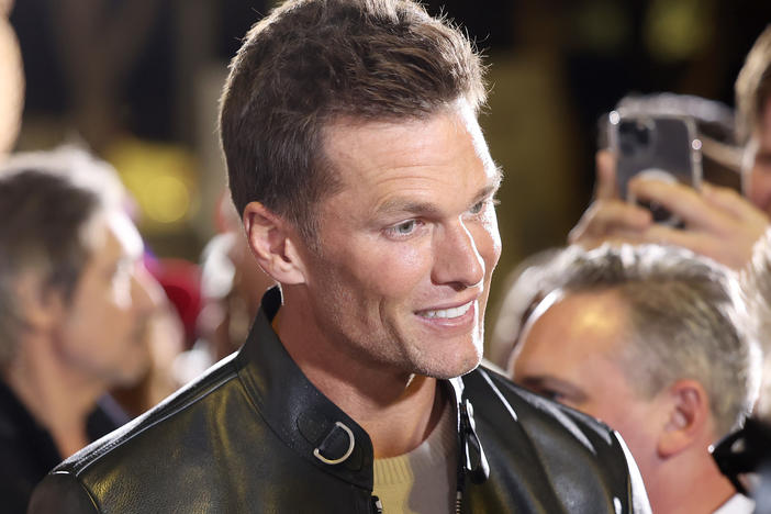 Tom Brady attends the Los Angeles Premiere of Paramount Pictures' <em>80 For Brady</em> presented by Smirnoff ICE at the Regency Village Theatre in Los Angeles.