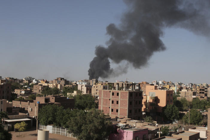 Smoke rising over Khartoum, Sudan, this week after an internationally brokered cease-fire failed.