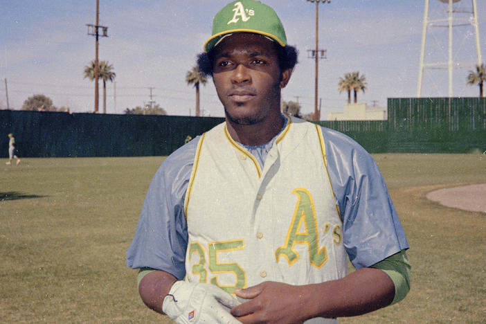 This 1976 file photo shows Oakland A's Vida Blue, the hard-throwing left-hander who became one of baseball's biggest draws in the early 1970's and helped lead brash Oakland Athletics to three straight World Series titles. Blue has died. He was 73. The A's said Blue died Saturday, May 6, 2023 but did not give a cause of death.