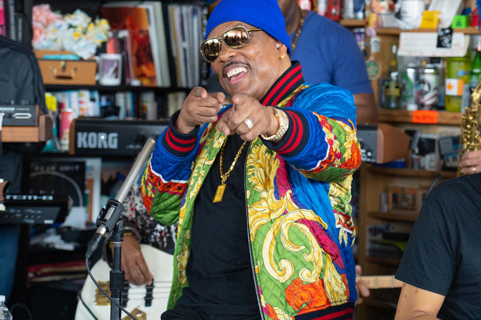 Charlie Wilson performs a Tiny Desk concert.