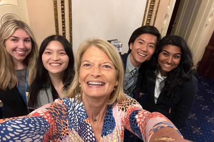 Alaska Senator Murkowski's summer interns took photos with all 100 senators.