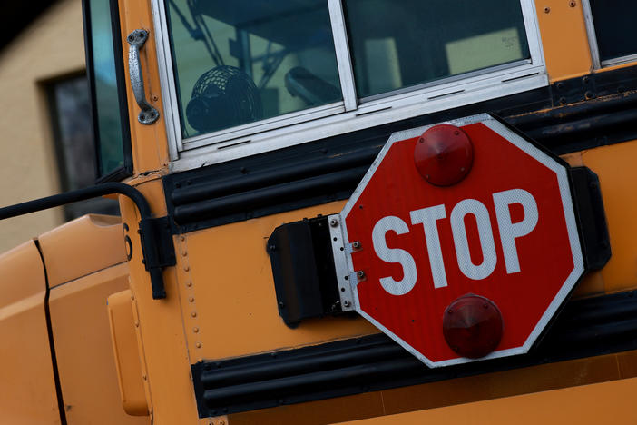 Most large school buses in the U.S. don't have passenger seat belts.