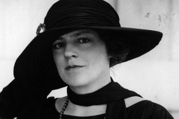 Journalist Michael Schulman says <em></em>Drew Barrymore's great aunt, Ethel Barrymore, also undermined union efforts in 1929.