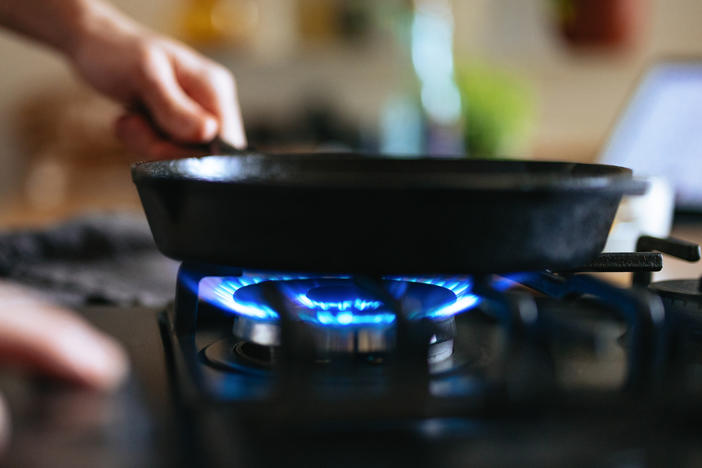 A 1992 analysis by Duke University and EPA researchers found that children in a home with a gas stove have about a 20% increased risk of developing respiratory illness. A 2022 analysis showed 12.7% of childhood asthma cases in the U.S. can be attributed to gas stove use in homes.