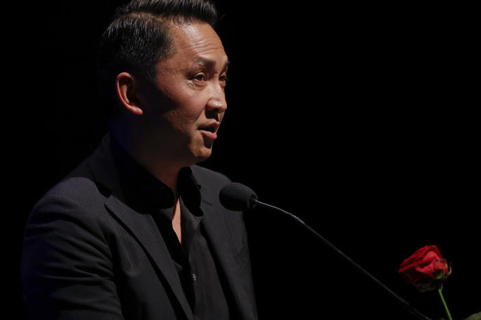 Acclaimed writer Viet Thanh Nguyen reading in 2017. His cancelled reading at 92NY led to staffers at the cultural center resigning.