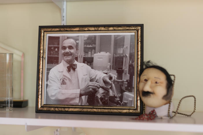 A photo of Dr. Roland Pattillo sits in the living room of Pat Pattillo.