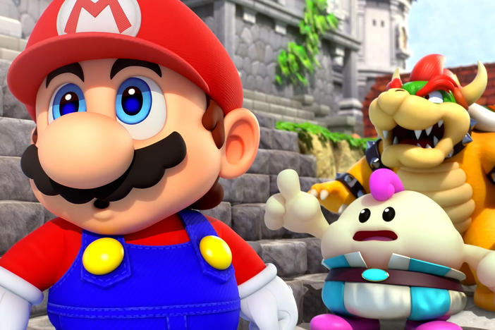 Team up with unlikely allies Mallow, Geno and even Bowser in Super Mario RPG.