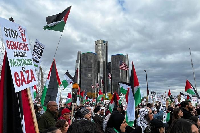 A large, pro-Palestinian protest in downtown Detroit called for a cease-fire in the Israel-Hamas war as protesters decried President Biden's response.