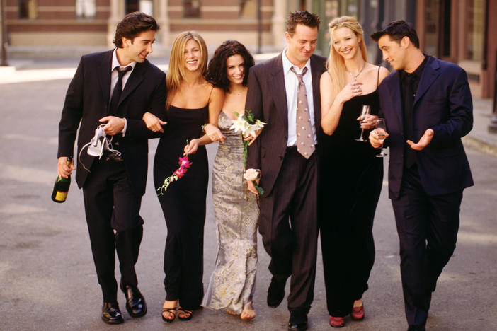 Matthew Perry's <em>Friends</em> co-stars — (L-R) David Schwimmer, Jennifer Aniston, Courteney Cox, Lisa Kudrow and Matt LeBlanc — paid tribute to him on social media this week.