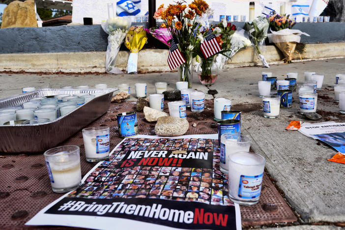 A makeshift memorial marks the scene of a confrontation on Nov. 5. that led to the death of 69-year-old Pro-Israel demonstrator Paul Kessler.