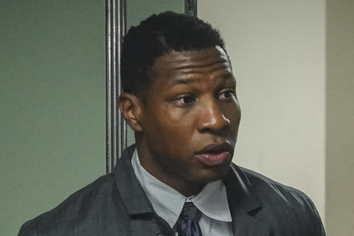 Actor Jonathan Majors arrives at court for his domestic abuse trial, on Dec. 5, 2023, in New York.