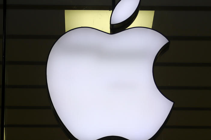 Apple plans to suspend sales of the Series 9 and Ultra 2 versions of its popular Apple Watch for online U.S. customers beginning Dec. 21, 2023.
