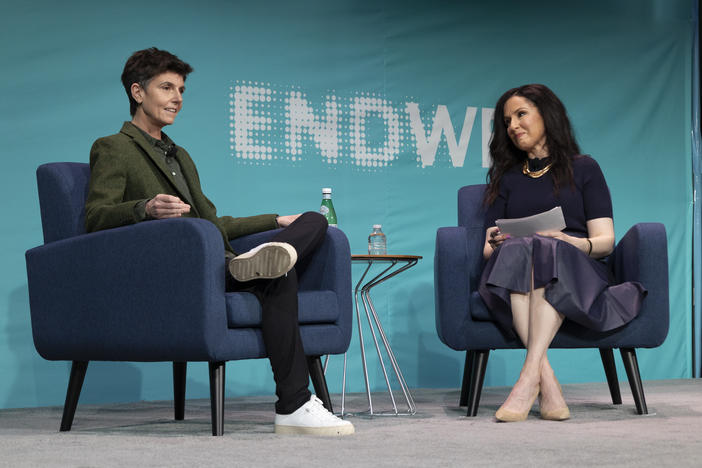 Dr. Shoshana Ungerleider (right) interviews comedian Tig Notaro about drawing humor from her breast cancer diagnosis. Ungerleider is the founder of End Well, a nonprofit focused on shifting the American conversation around death. Their discussion took place in November at End Well's 2023 conference held in Los Angeles.