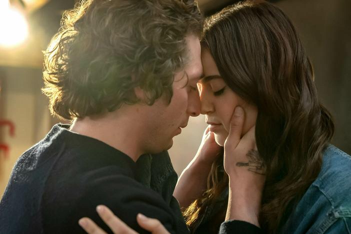 So what if the second season of <em>The Bear</em> isn't eligible for Monday's Emmys? The annual, imaginary Deggy Awards aren't concerned with arbitrary cutoffs or categories. Above, Jeremy Allen White and Molly Gordon in <em>The Bear, </em>Season 2.