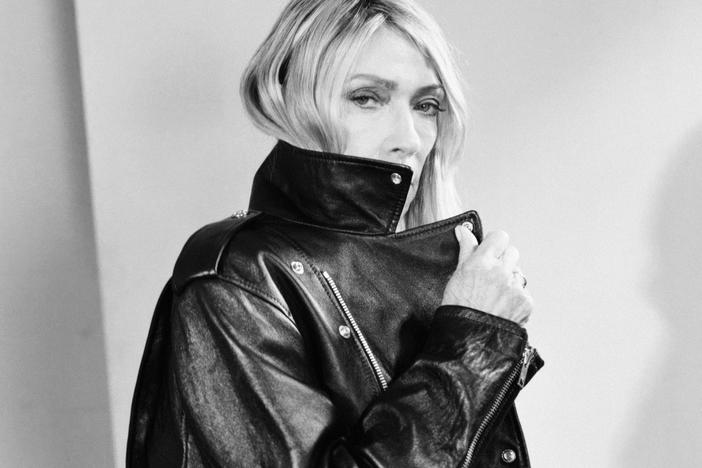 In her 2015 memoir, <em>Girl in a Band</em>, Kim Gordon credits The Shangri-Las' speak-sing style as an influence on her own. The '60s girl-group's lead singer, Mary Weiss, died last week.
