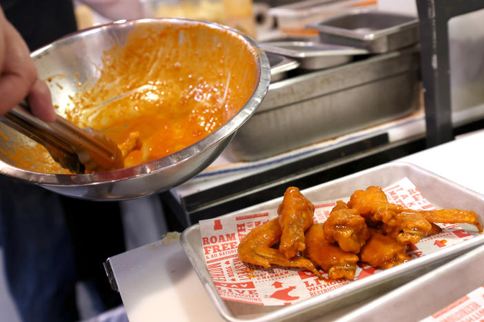 Chicken wing prices have fallen for the second year in a row, in a windfall for Super Bowl snackers. Beef prices, however, are still climbing.