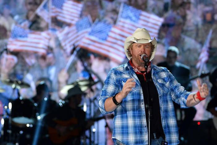 Toby Keith performs during a 2014 "Salute to the Troops" concert in Las Vegas, Nevada.
