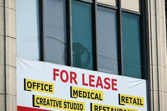 For lease sign in Los Angeles.