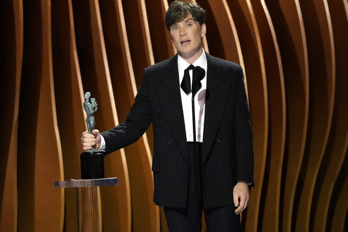 Cillian Murphy accepts the award for outstanding performance by a male actor in a leading role for "Oppenheimer" during the 30th annual Screen Actors Guild Awards on Saturday, Feb. 24, 2024, at the Shrine Auditorium in Los Angeles.