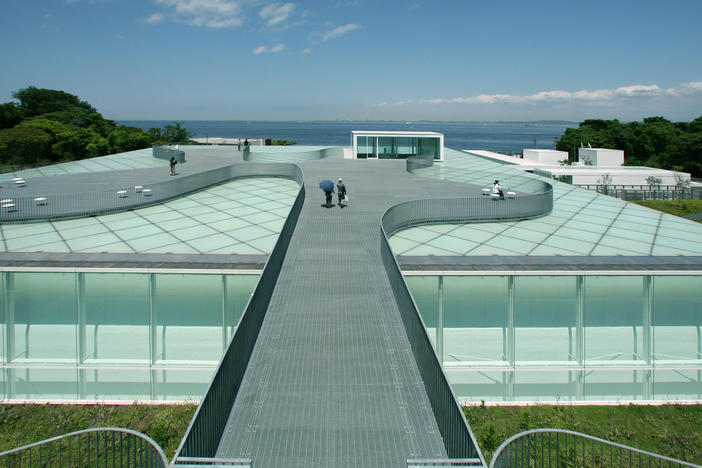 Yokosuka Museum of Art, situated on Tokyo Bay, is designed as a destination for both visitors and locals.