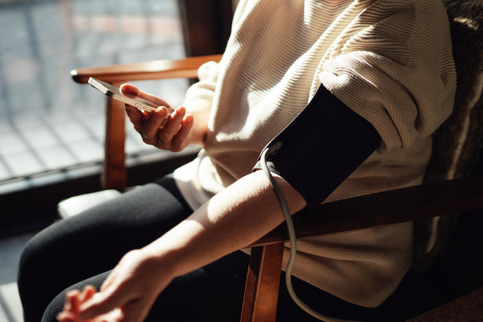 People with metabolic syndrome, which can include high blood pressure, high cholesterol, high blood sugar and several other conditions, are at higher risk of getting cancer, a new study finds.
