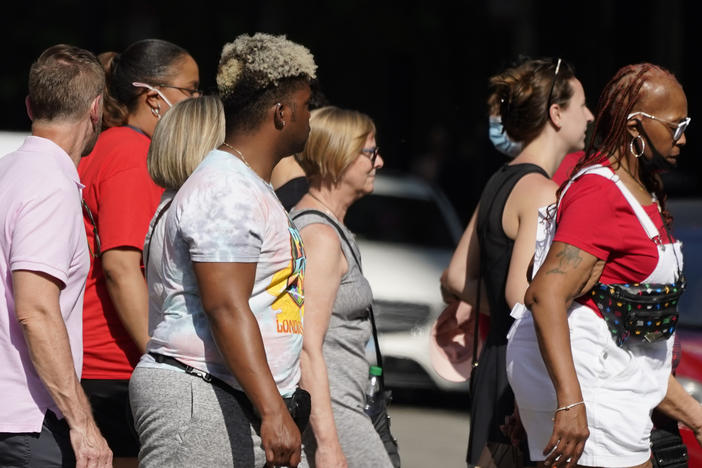 People in the U.S. were living longer in 2022 according to new data released by the Centers for Disease Control and Prevention.