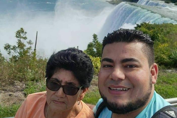 Maynor Suazo Sandoval (right) and his mother visiting the Niagara Falls, in New York state.