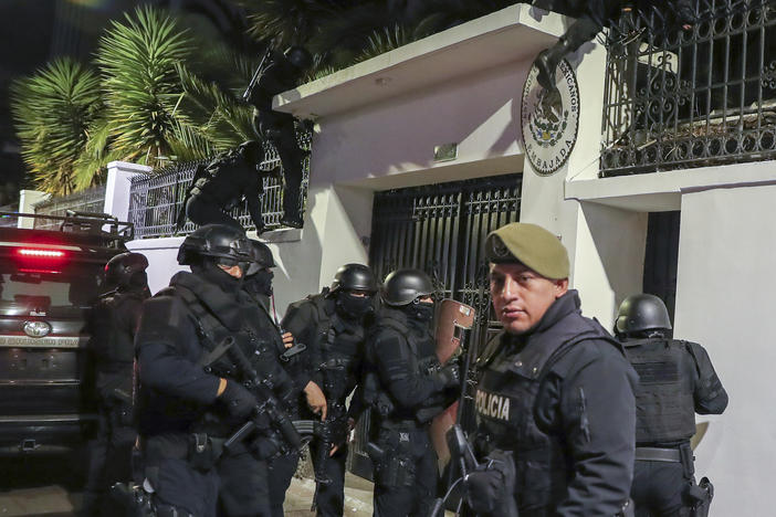 Police break into the Mexican embassy in Quito, Ecuador, Friday, April 5, 2024.