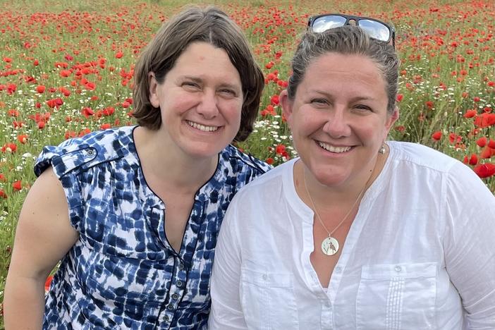 Emily Rauschert (left) and Alice Claus.