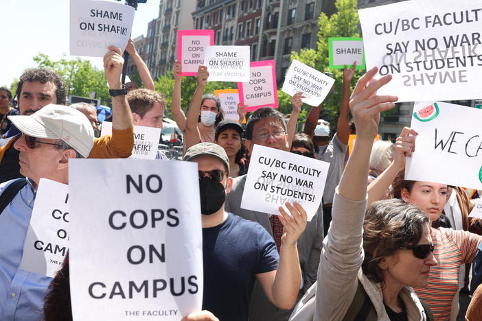 Columbia University professors demonstrate outside the Columbia campus demanding the release of students. Hundreds of people were arrested at pro-Palestinian protests on US campuses as police on May 1 extended a crackdown that included clearing out demonstrators occupying a building at Columbia University in New York.