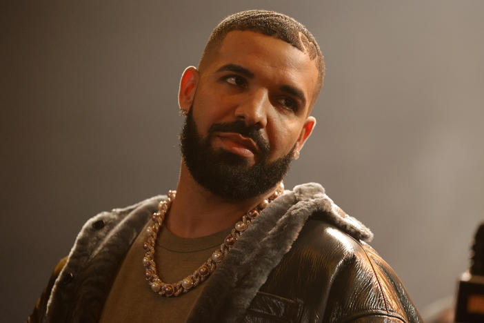 Drake onstage during Drake's <em>Till Death Do Us</em> Part rap battle in 2021.
