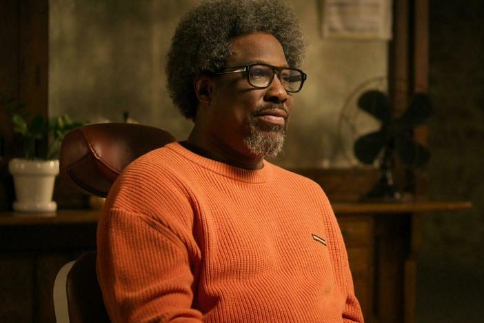 Stand-up comic W. Kamau Bell is featured in <em>Black Twitter: A People's History. </em>