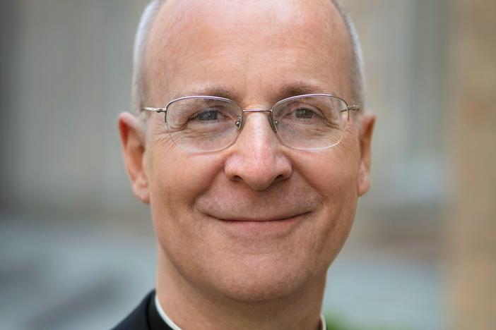  Father James Martin.