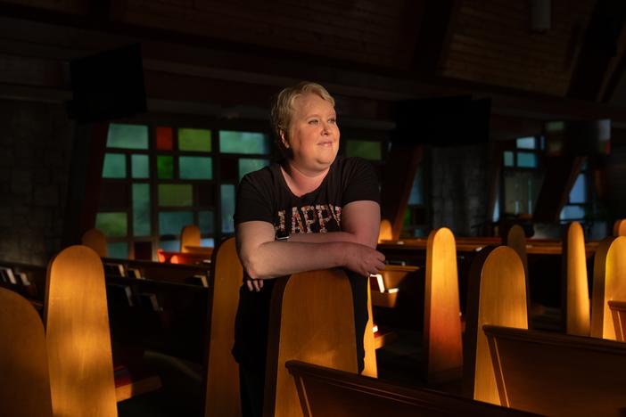 Amy Wilson, a conductor and artistic director of the Atlanta Philharmonic, suffered from brain cancer but isn't able to get Medicaid which makes it difficult to pay her hospital bills. 