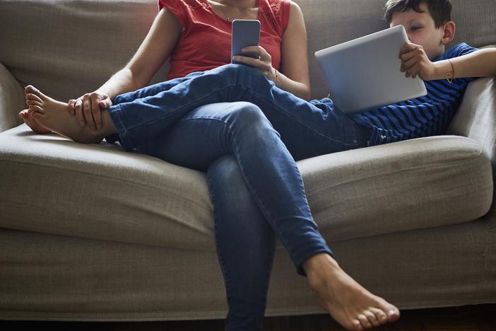  The biggest predictor of screen time for kids is how much their parents use their devices, a new study finds.